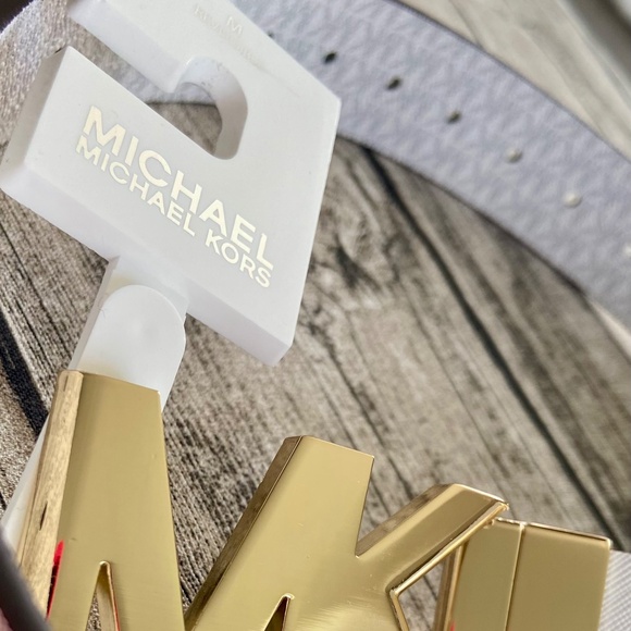NWT! Michael Kors reversible waist belt in white leather and MK logos. S and M - Picture 14 of 16